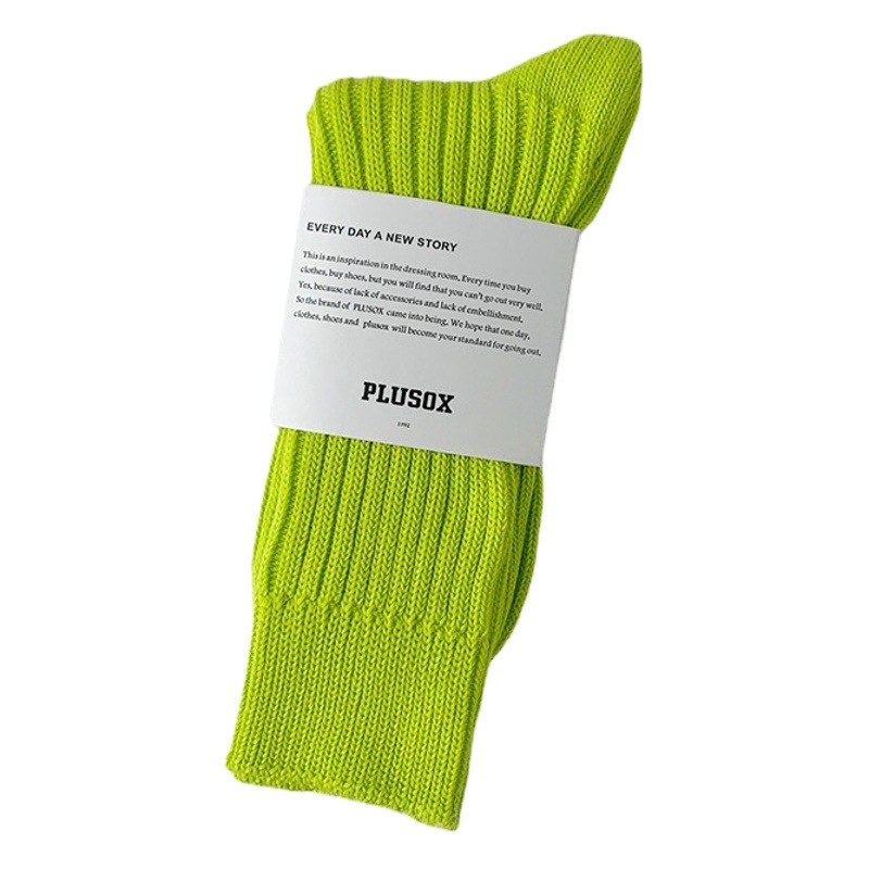 Socks men's autumn and winter thick tube socks solid color cotton socks fluorescent green ins trendy men's socks sports socks skateboard socks wholesale