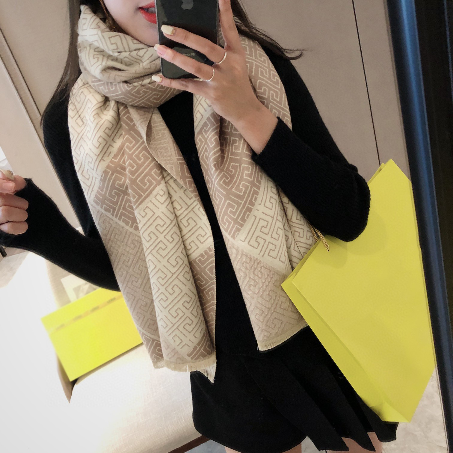 Picture of 2024 New Fashionable Big-Name Versatile Orange High-End Wool Cashmere Shawl Scarf for Women Winter Dual Use