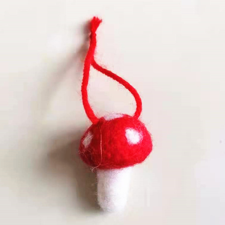 Picture of Wholesale Mushroom Decoration Christmas Mushroom Hanging Felt Mushroom Christmas Decoration Christmas Hanging Poke Mushroom