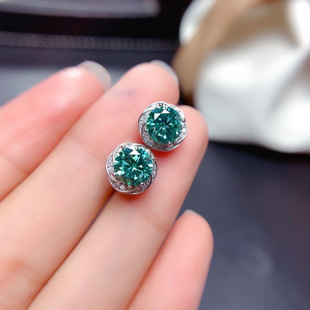 Picture of Shake Voice Live Drainage Welfare Pt950 High Carbon Diamond Imitation Maldives Blue Green Mosan Diamond Earrings Women