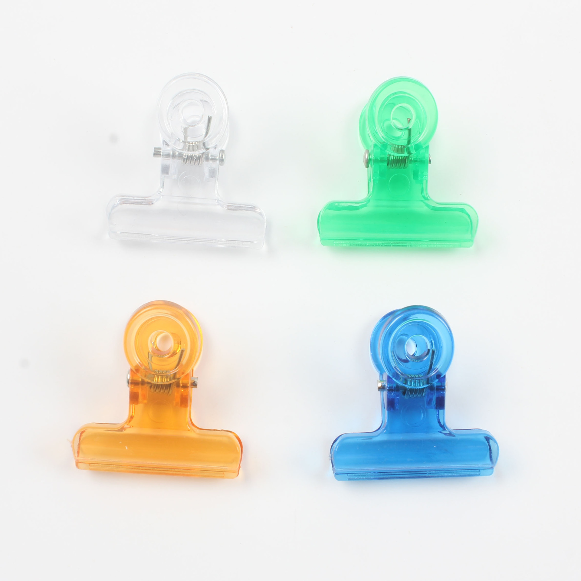 Picture of Color bill storage clip 31mm plastic clip transparent ticket clip large and small data round test paper financial clip