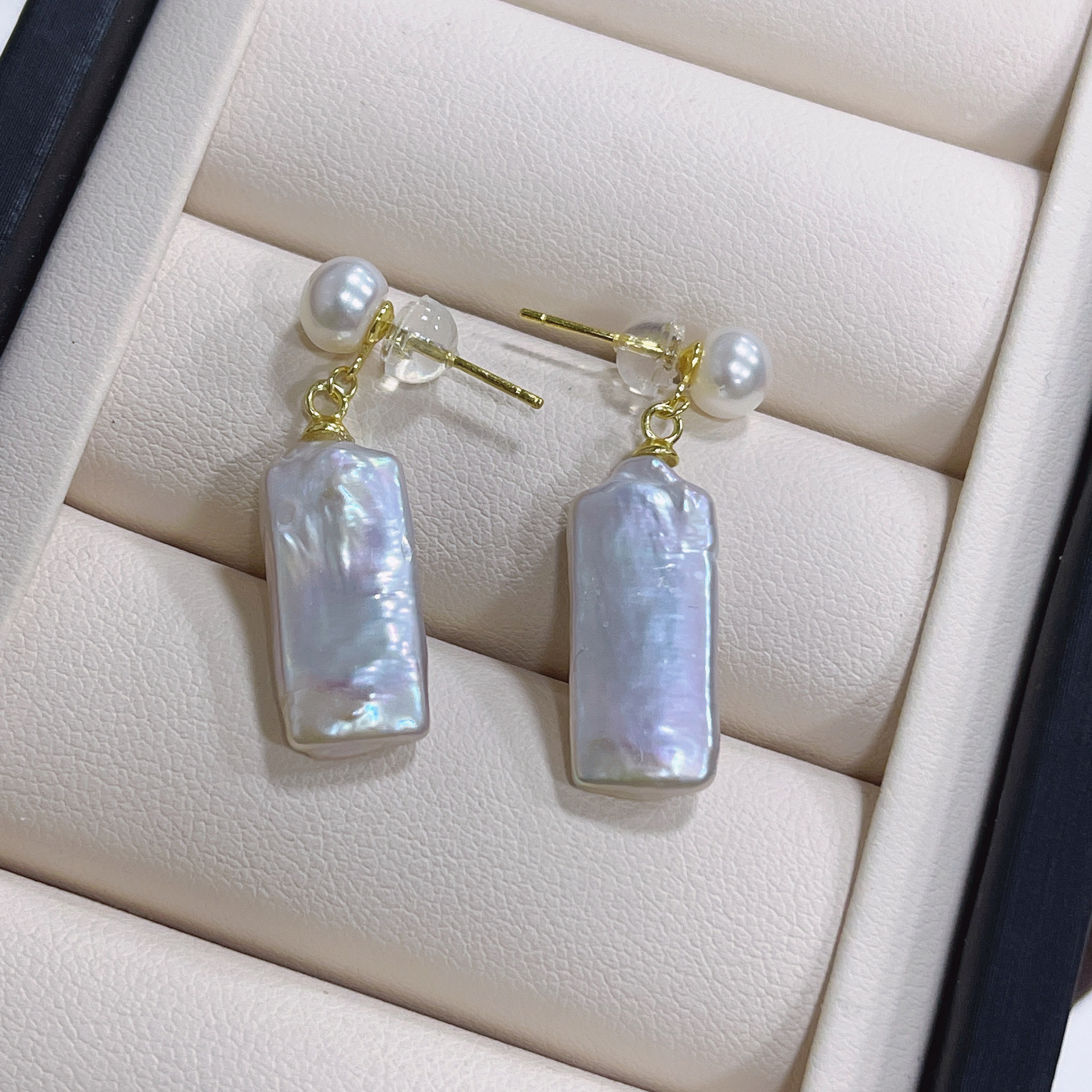 Picture of No Baroque No Woman Net Red Daren Recommended s925 Silver tian Ran Freshwater Pearl Double Bead Earrings Earrings