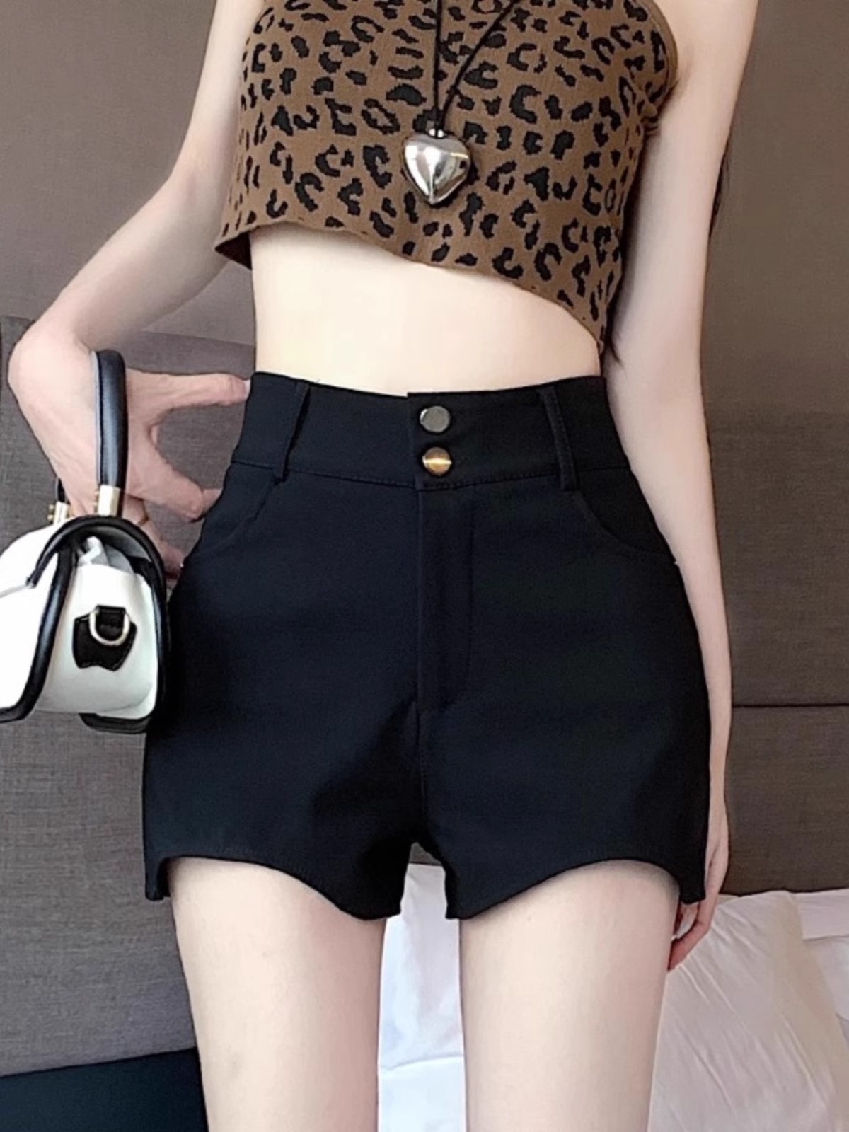 Picture of 2024 Spring Irregular Shorts Women's New Outer Wear High Waist Slim-fit Elegant Slim-fit Black Korean Fashion Hot Pants