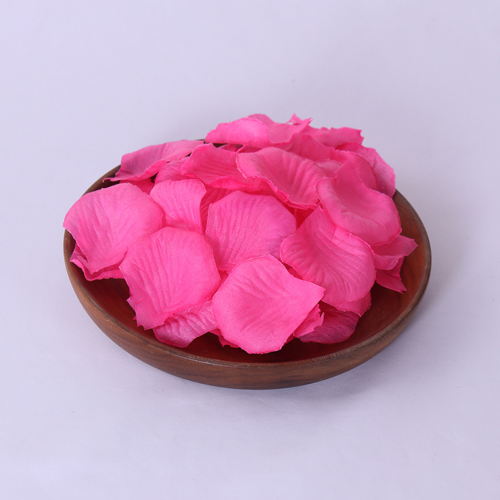 Picture of Non-woven fabric stacked 1000 pieces of rose petals wedding bar celebration hand decorative props artificial flower generation