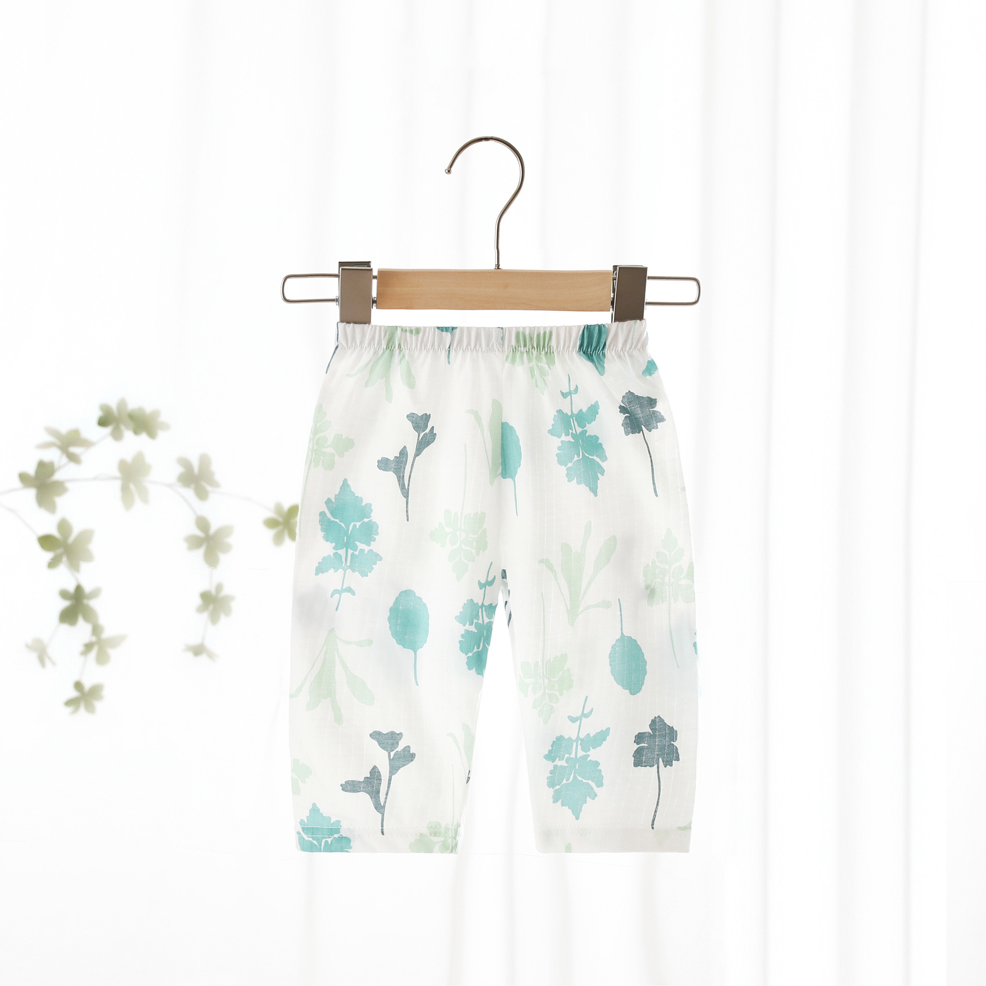 Picture of Baby Anti-Mosquito Pants Summer Thin Pure Cotton Type a Sweat-Absorbent Baby Crotch Pants for Boys and Girls Home Loose Cropped Pants