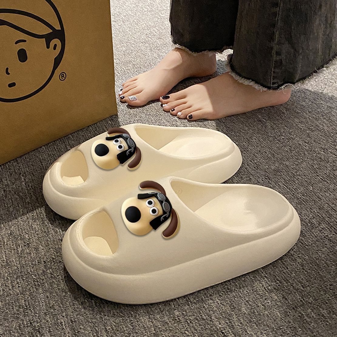 Women's Summer Slippers That Feel Like Stepping on Poop, Suitable for Couples, Indoor and Outdoor Use, Non-Slip Eva Sandals for Men, Lightweight and Wearable Outside