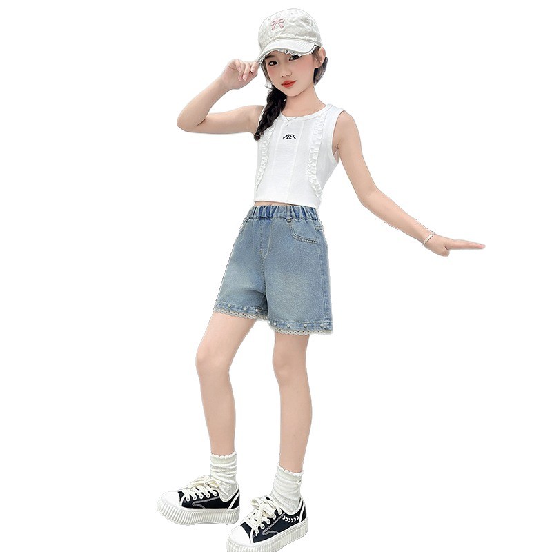 Picture of Girls' Denim Shorts 2025 New Summer Fashion Stylish Trendy Outerwear Thin Pants for Older Children