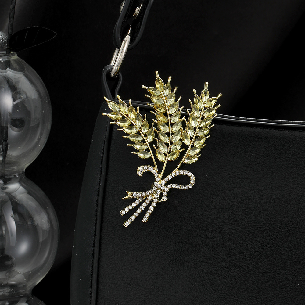 Cross-border European and American Diamond Gold Wheat Ear Brooch Women's Autumn and Winter Barley Pastoral Style Elegant Corsage Fashion Suit Pin