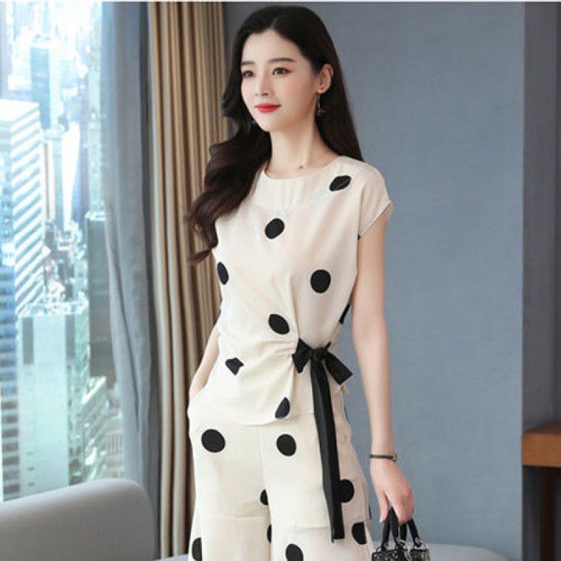Picture of Chiffon Wide-Leg Pants Fashion Suit for Women 2024 Summer New Style Cool Royal Sister Style Age-Reducing Polka Dot Two-Piece Set