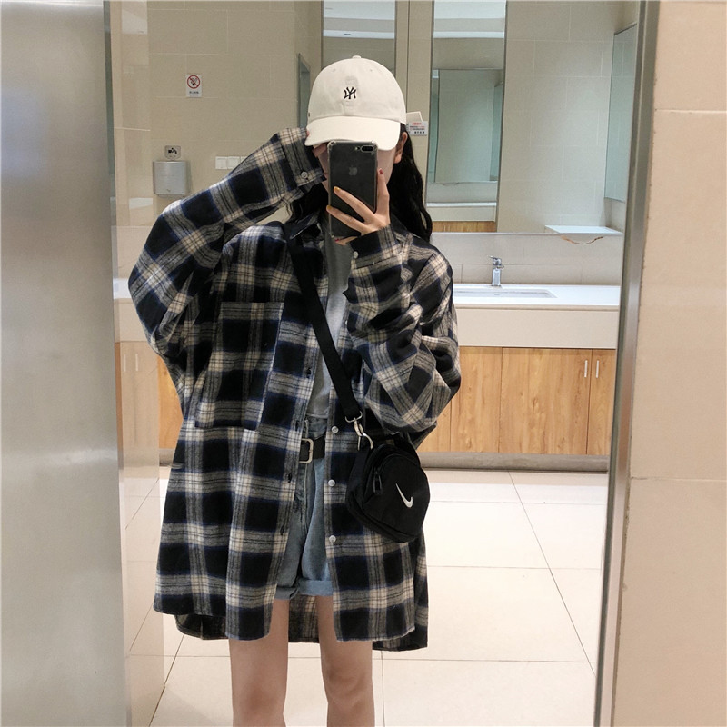 2024 Korean Style Plaid Shirt Women's Autumn New Retro Hong Kong Style Top for Outer Wear Slimming Loose Shirt Coat Trendy