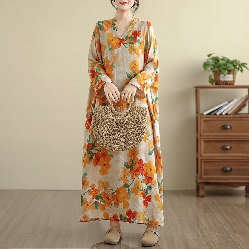 Foreign trade women's clothing simple pre-autumn new color resort style travel V-neck retro long skirt covering flesh plus size dress