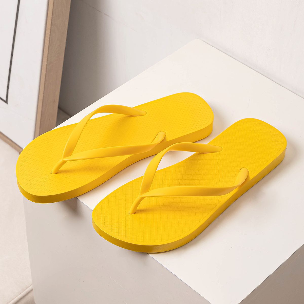 Lidani Hanfeng Ins Fashion Casual Flip-Flops Women's Summer Outer Wear Non-Slip Shower Flip-Flops Sandals