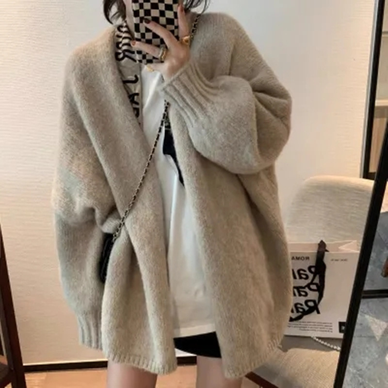 Lazy style gentle cardigan loose sweater 2025 Korean autumn/winter new outerwear sweater, thickened knit jacket