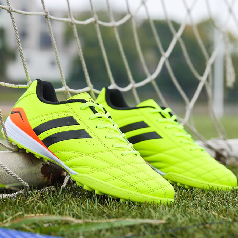 Cross-border plus size 46 broken nails football shoes male and female teenagers students training shoes lawn shoes professional sneaker shoes