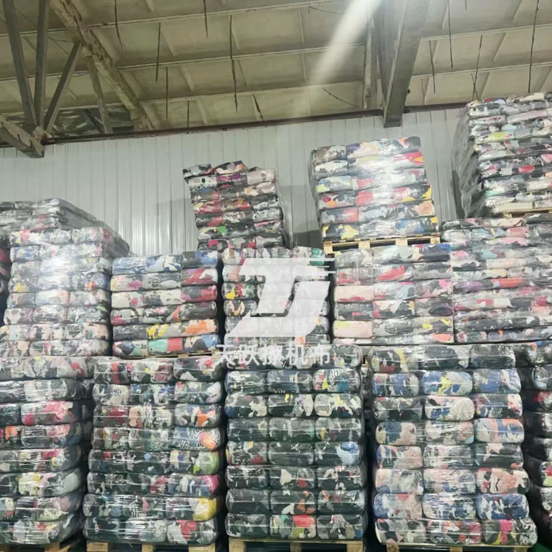 Picture of Oil-Absorbing and Water-Absorbing Machine Wiping Cloth Pure Cotton Industrial Rag Wholesale Old Clothes Cutting Old Cloth Wholesale
