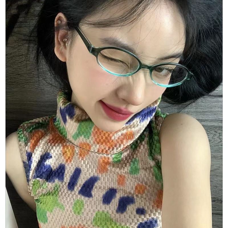 Picture of New retro small frame small face hot girl glasses frame student Female Anti-blue light glasses plain beauty artifact oval shape