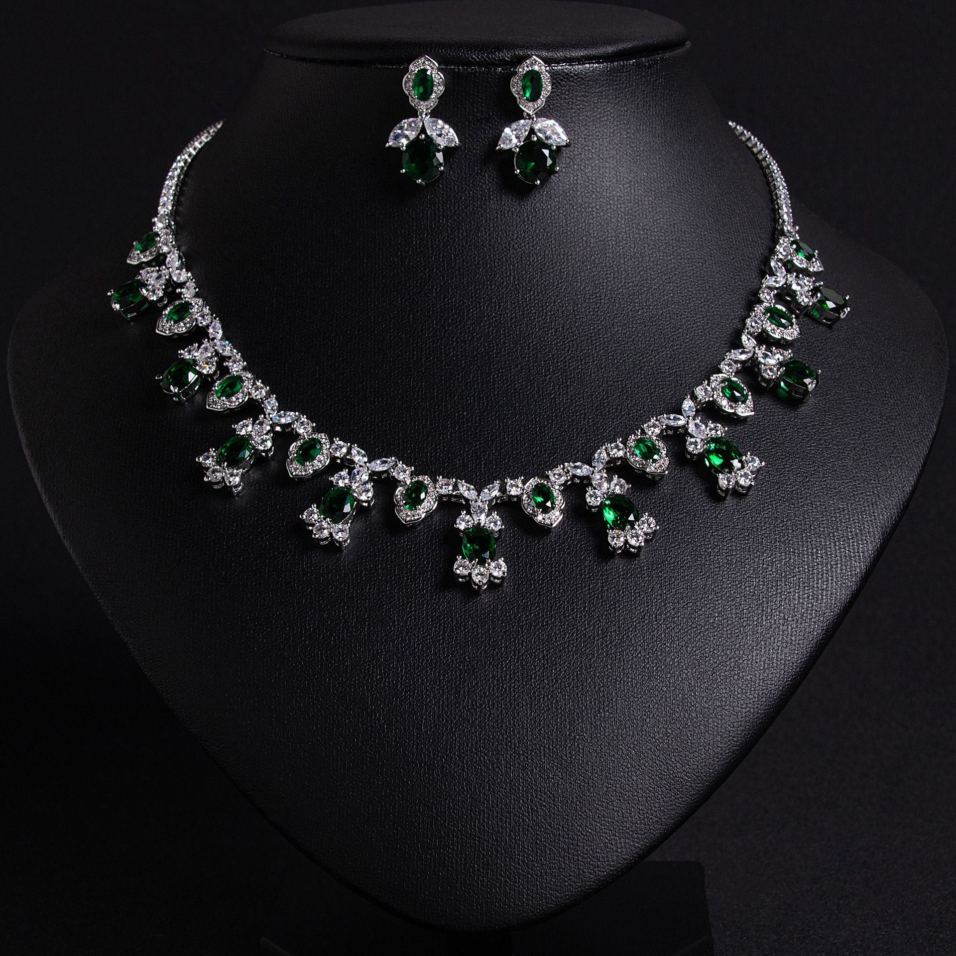 Picture of Foreign trade European and American wedding bride zircon necklace high-end jewelry women's necklace earrings luxury Joker jewelry wholesale