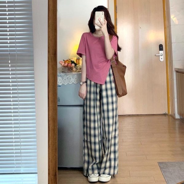 Picture of 2023 New Summer Suit Women's Meat Covering Light Mature Salt Short-sleeved Top Slimming Paid Pants Wide-leg Pants Two-piece Set