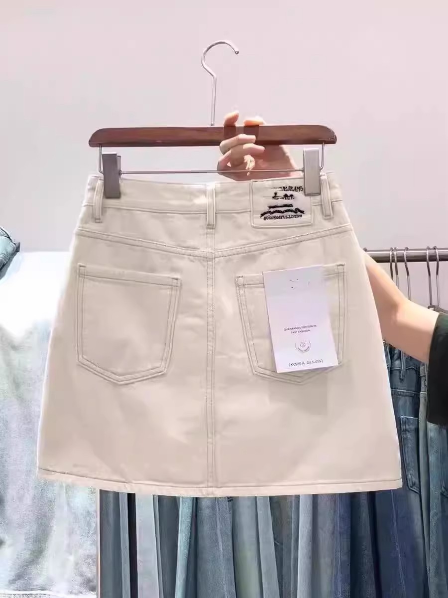 Korean-style European-made Split Denim Skirt Women's 2025 Summer New Thin Slim Fashionable A- line All-match Skirt Short Skirt