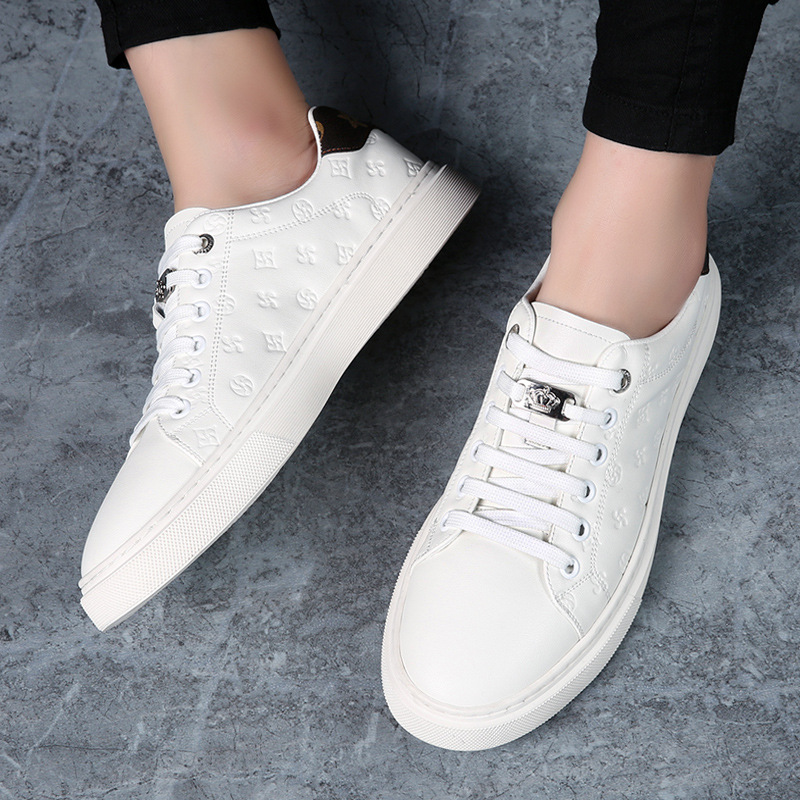 Picture of 2025 Autumn New Trendy Versatile Men's White Shoes British Style Breathable Casual Korean Style Soft Leather Sneakers Men's Trendy