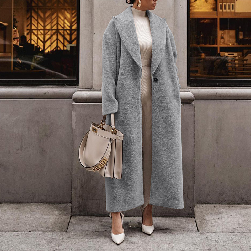 Picture of Cross-Border European and American Autumn and Winter Foreign Trade Fashionable Direct Sales Warm Jacket Long-Sleeved Lapel Women's Plush Top Women's Outwear