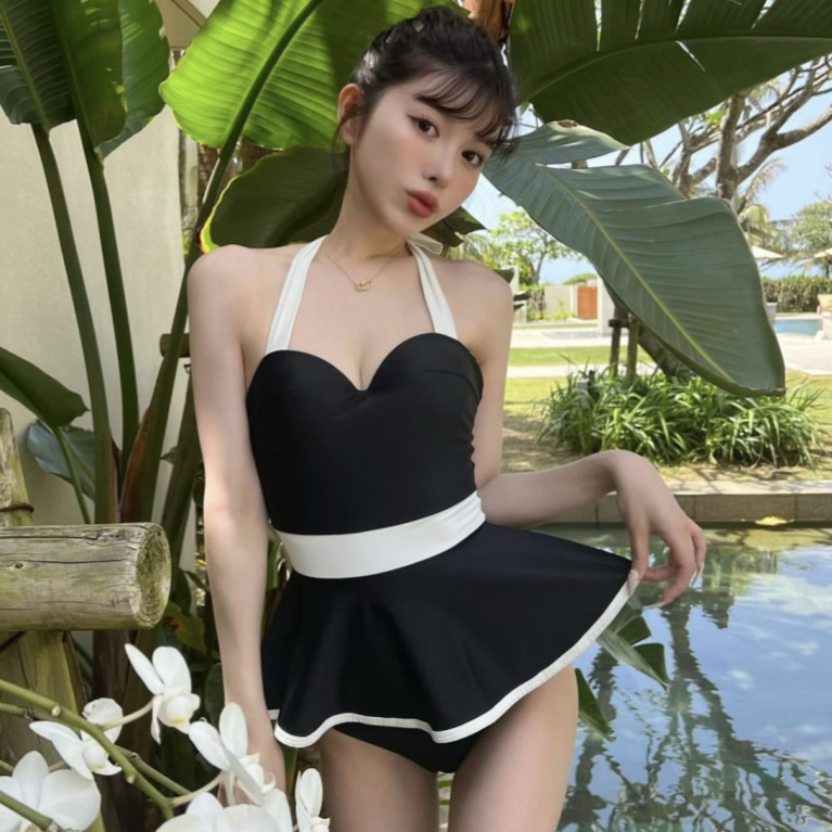 A generation of South Korea new swimsuit sexy beautiful back neck strap belly slim one-piece skirt swimsuit women