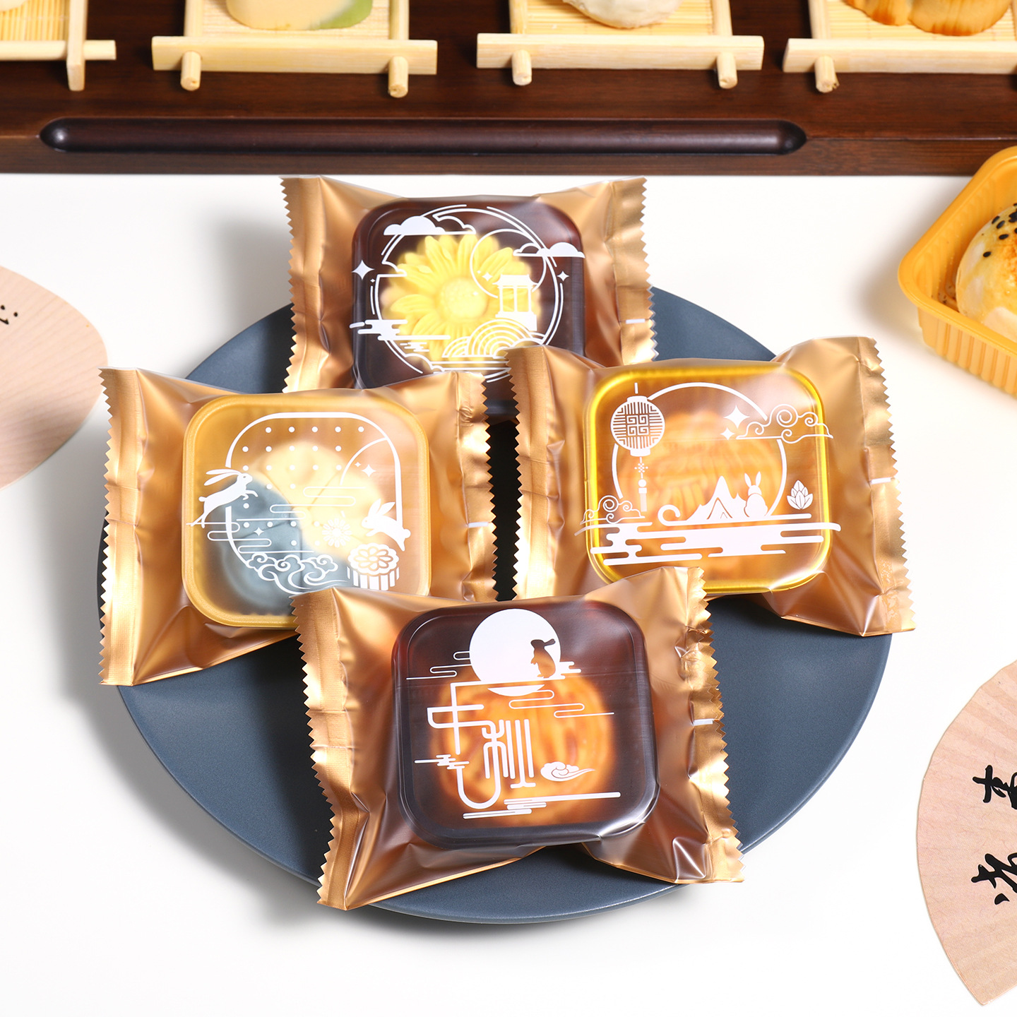 Picture of Spot Wholesale 2025 New Mooncake Packaging Bag 50g 100g Egg Yolk Crisp Mid-Autumn Mooncake Machine-Sealed Packaging Bag