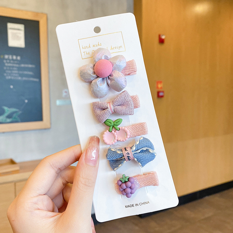 Picture of Cute baby lanugo hair small hairpin baby girl does not hurt hair hair clip baby hair small hair clip children's headdress