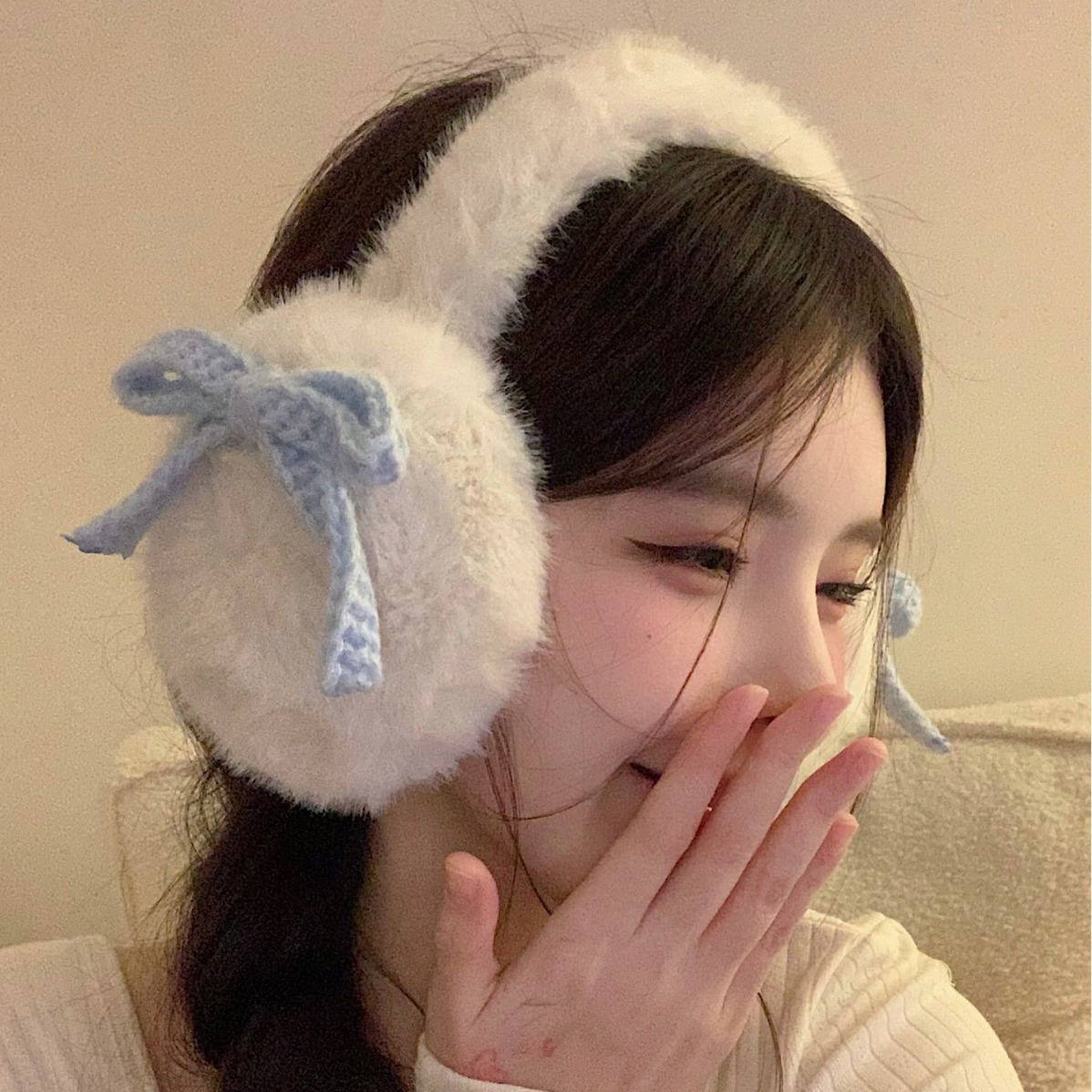 Plush Earmuffs Women's Windproof Earmuffs Bow Anti-freezing Student Riding Earmuffs Atmosphere Winter Folding Warm