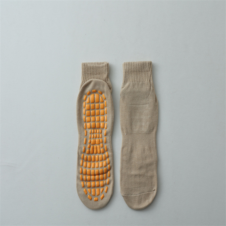 Picture of Factory wholesale trampoline socks dispensing non-slip socks floor socks children's playground early education adult yoga socks