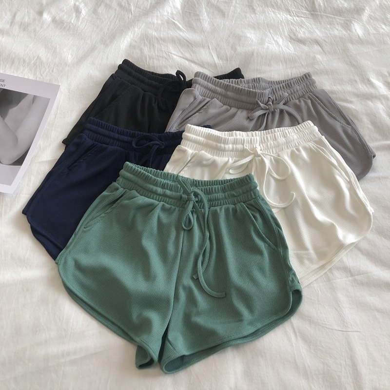 Picture of Ice Silk Threaded Shorts Women's Summer Korean-style Loose Tight Waist Wide Leg Pants Elastic Sports Pants Slim-fit Hot Pants Women's Clothing