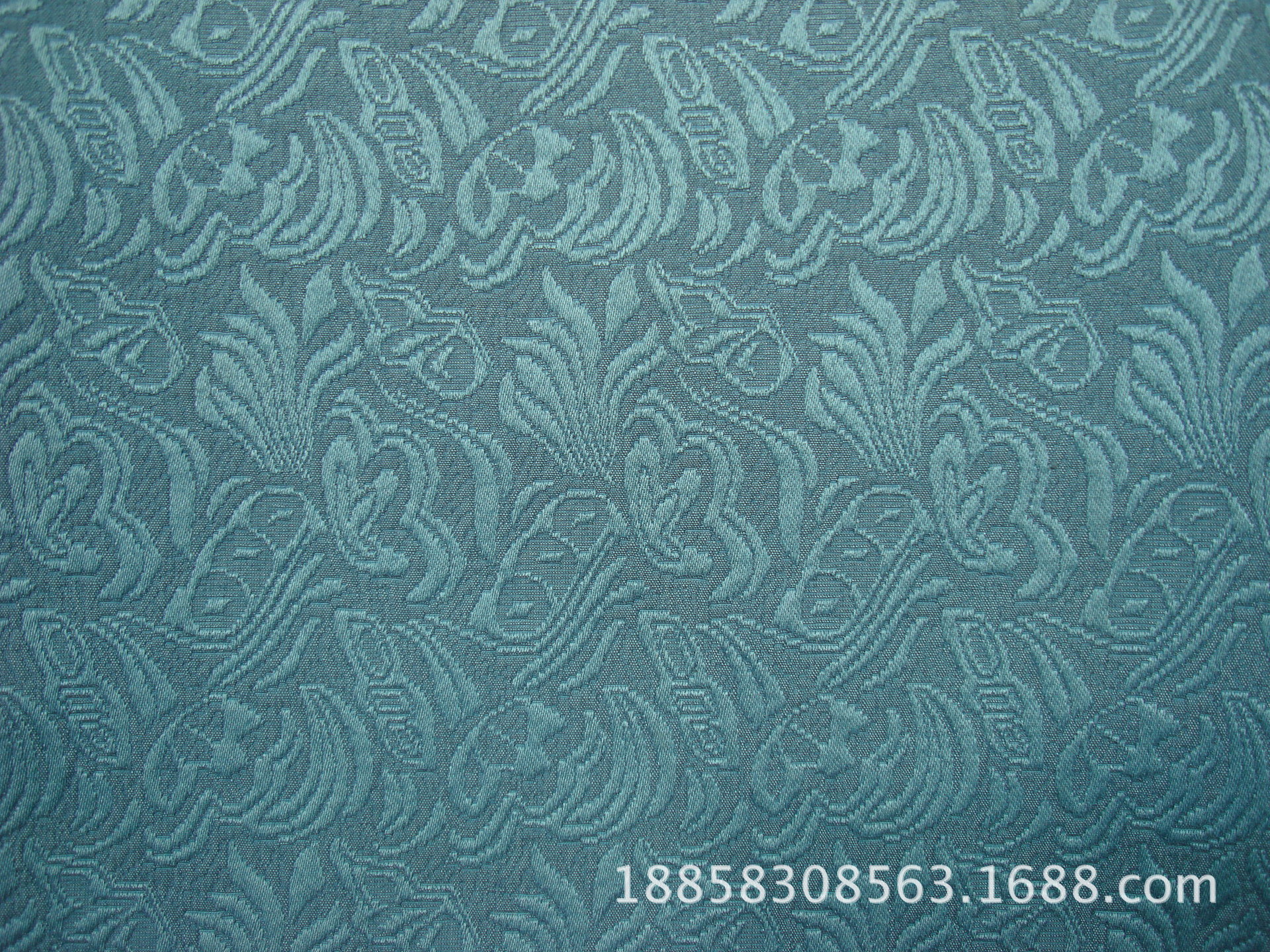 Yarn-dyed jacquard car train seat cover fabric polyester exquisite jacquard cushion fabric matron decorative fabric