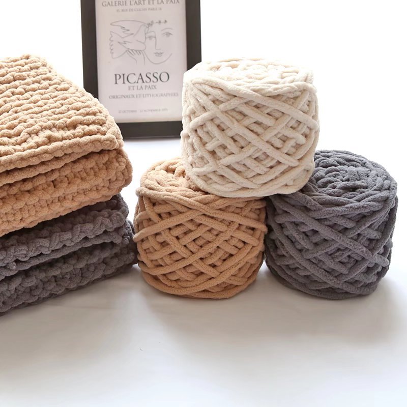 Ice strip thread single strand ice strip wool crocheted shoe thread small ice strip hand-woven carpet thread thick wool scarf thread wholesale