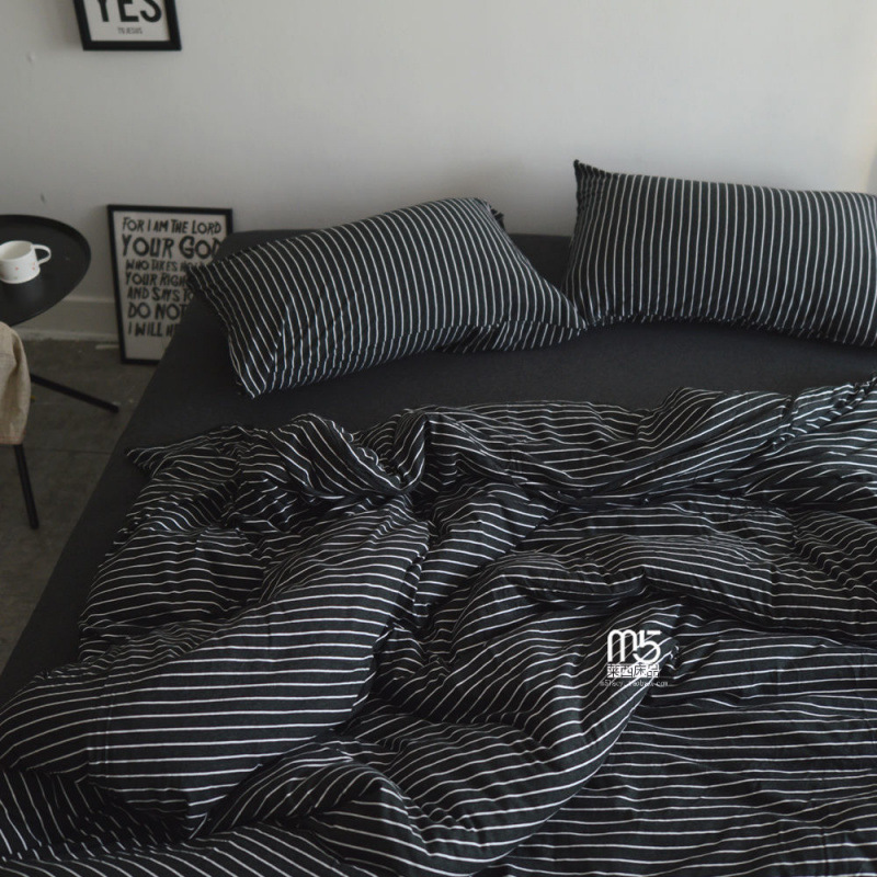 Japanese Style Ins Style Boys Black and White Striped Bedding Four-piece Set Quilt Cover Bed Sheet Student Dormitory Three-piece Set