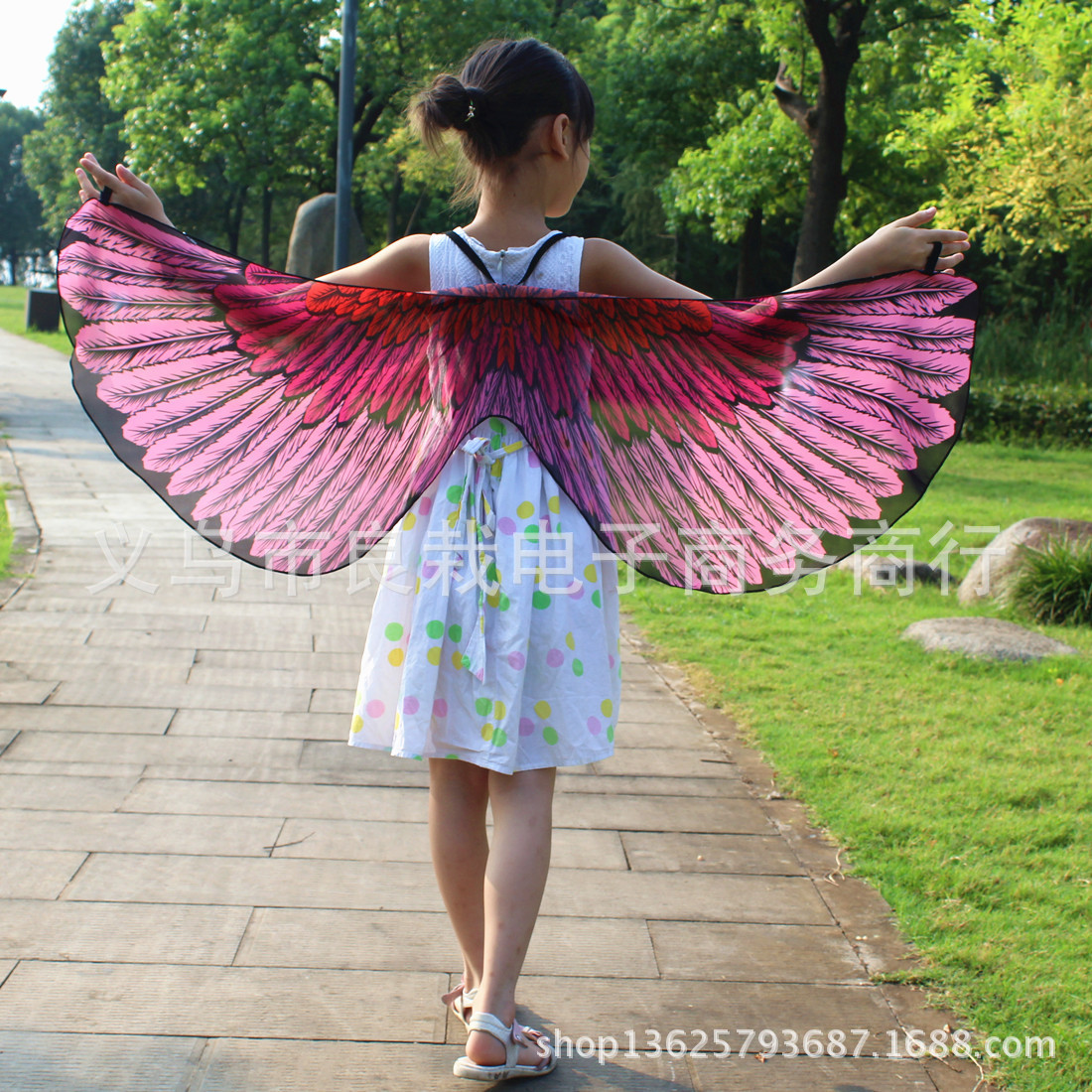 Picture of Halloween Cloak Butterfly Halloween Cloak Butterfly Decoration Butterfly Halloween Small Butterfly Wholesale
