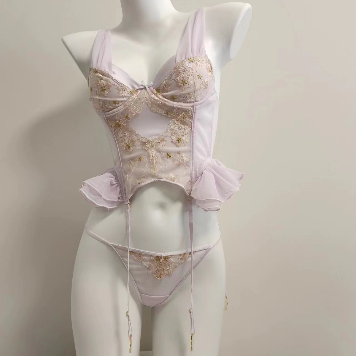 Sexy lace adjustment gathered Fishbone bra mesh ruffled back buckle vest Garter underwear suit