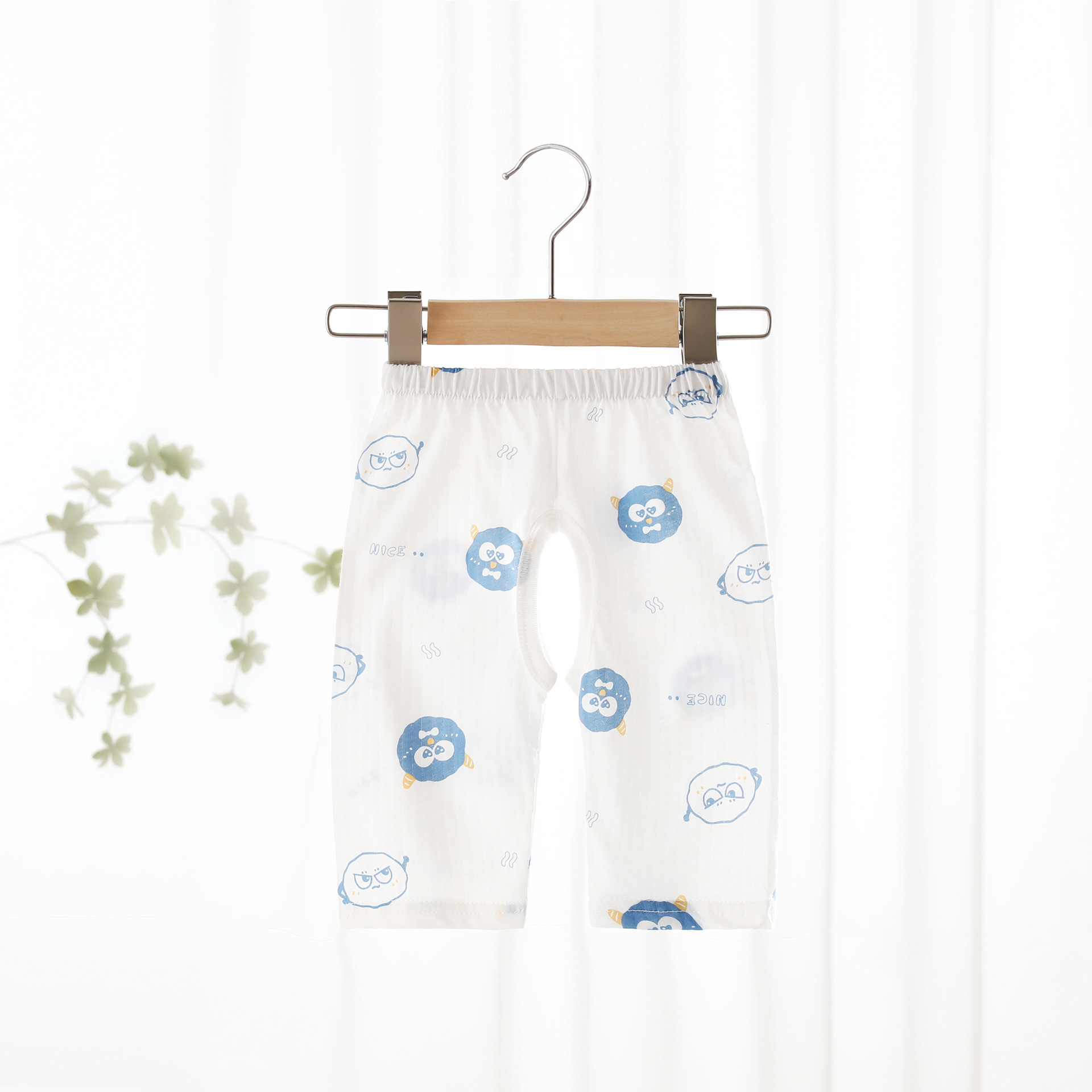 Picture of Baby Anti-Mosquito Pants Summer Thin Pure Cotton Type a Sweat-Absorbent Baby Crotch Pants for Boys and Girls Home Loose Cropped Pants