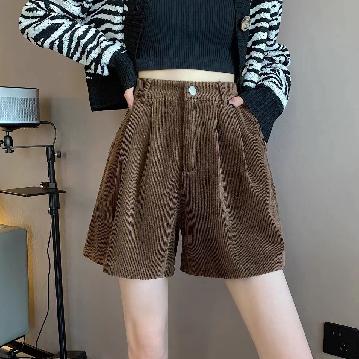 Corduroy A- line shorts for women 2023 autumn and winter New loose slimming wide-leg pants with boots outer wear casual pants