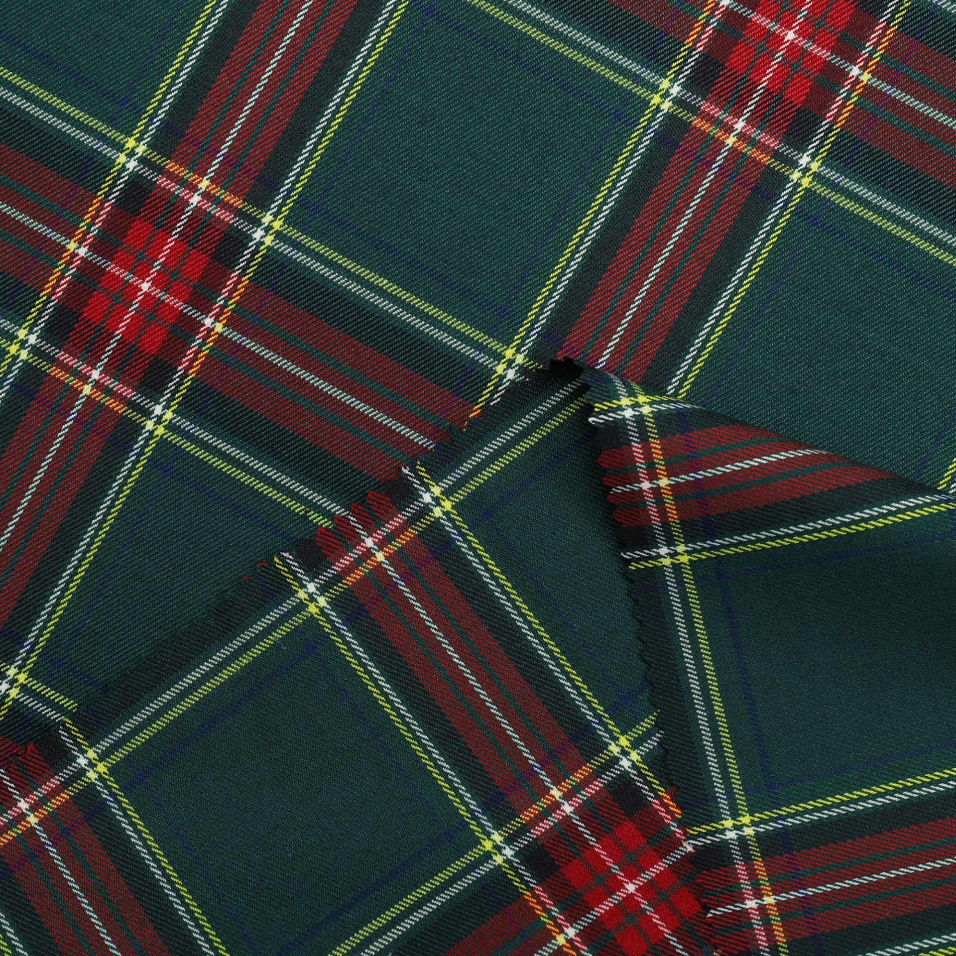 Yarn-dyed polyester-elastic twill Sue Lange British-style school uniform pleated skirt Christmas decorative fabric spot textile city