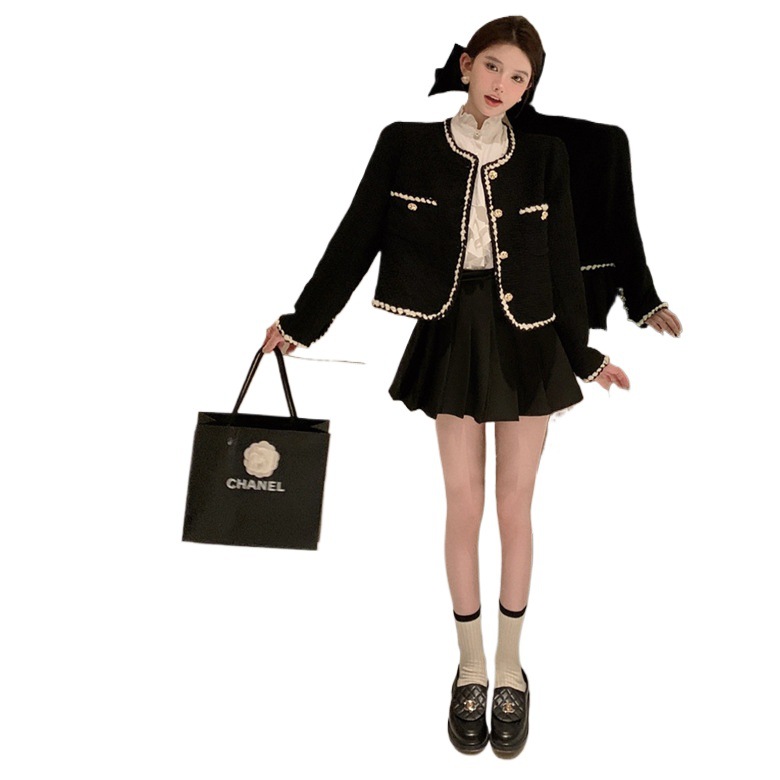 Picture of Rich Daughter Tweed Style Short Outwear 2024 Autumn and Winter New Slim and Versatile Retro Duffle Elegant Black Top