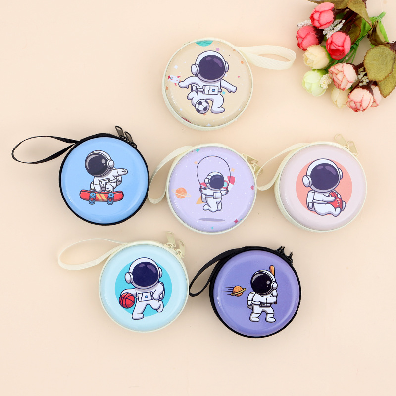 Picture of Christmas Gifts Children's Cartoon Coin Purse Christmas Decorations Internet Celebrity Cute Toys Kindergarten New Year Gifts