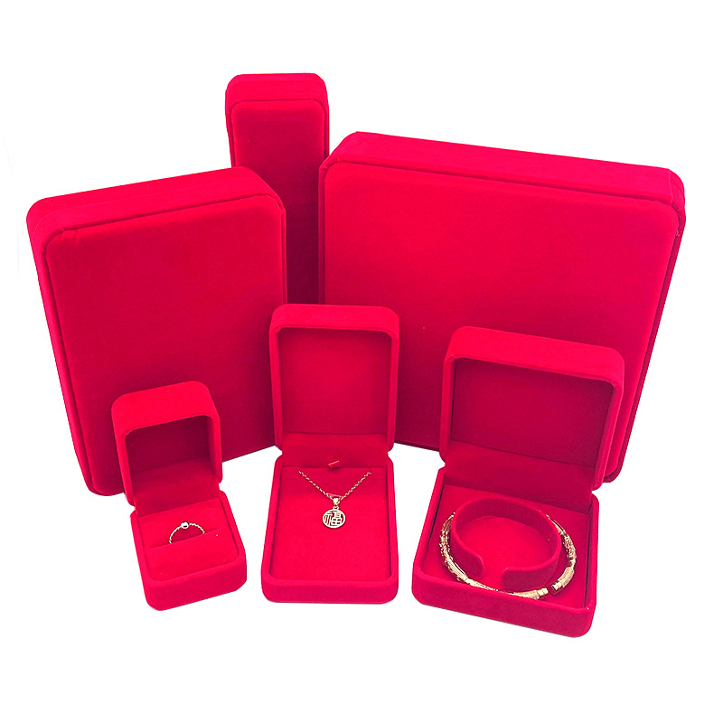 Red Round Flannel Bracelet Box Jewelry Box Ring Box Plush Face Pendant Box Jewelry Necklace Storage Box