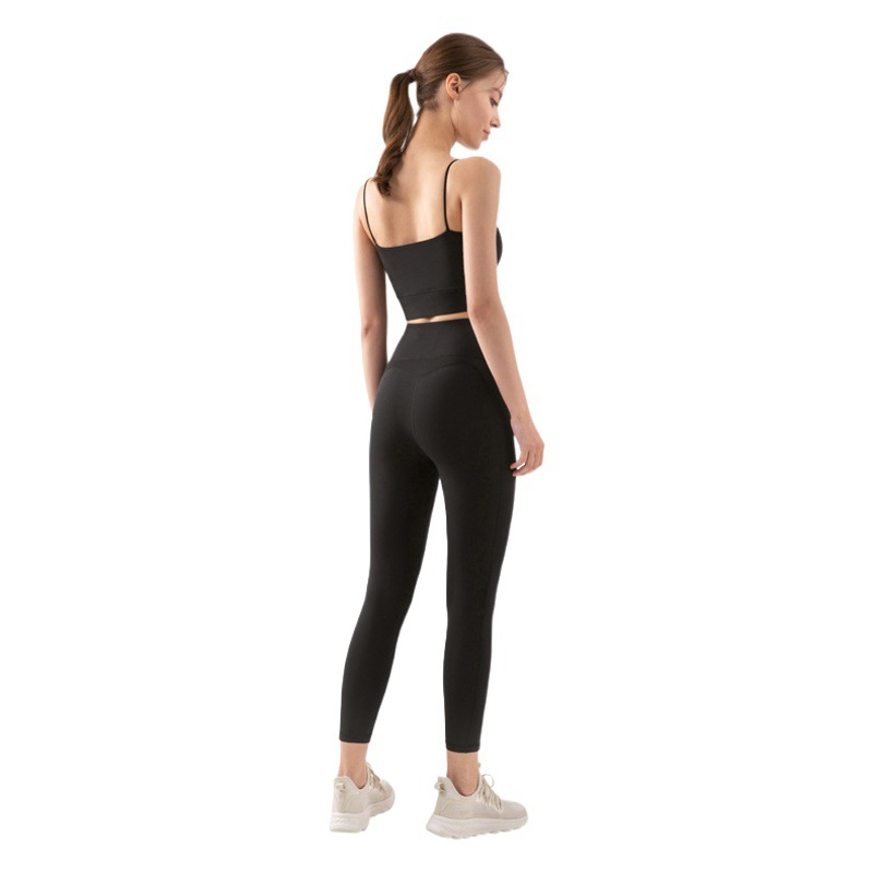 Cross-Border Seamless Breathable Sports Vest with Chest Pad Women's Spaghetti Straps Beautiful Back Fitness Clothing Top Yoga Camisole