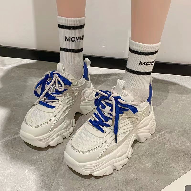 Clunky shoes for women 2024 autumn and winter New style muffin single-layer shoes fashionable thick sole hidden height increasing casual white shoes