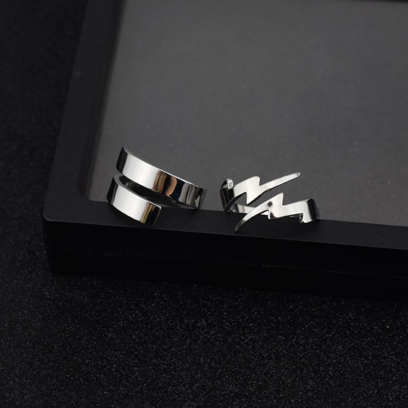 Cross-border supply stainless steel Lightning ring wholesale personality men and women tape ring punk hip-hop tide
