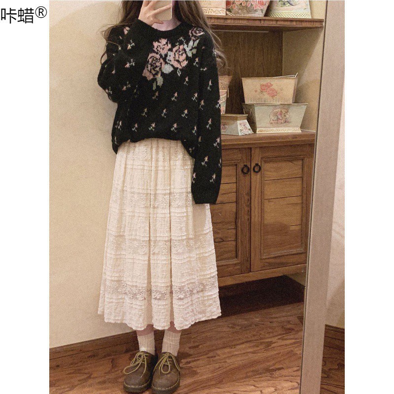 Japanese style cake skirt lace skirt women's autumn and winter New retro Mori women's skirt small white mid-length skirt