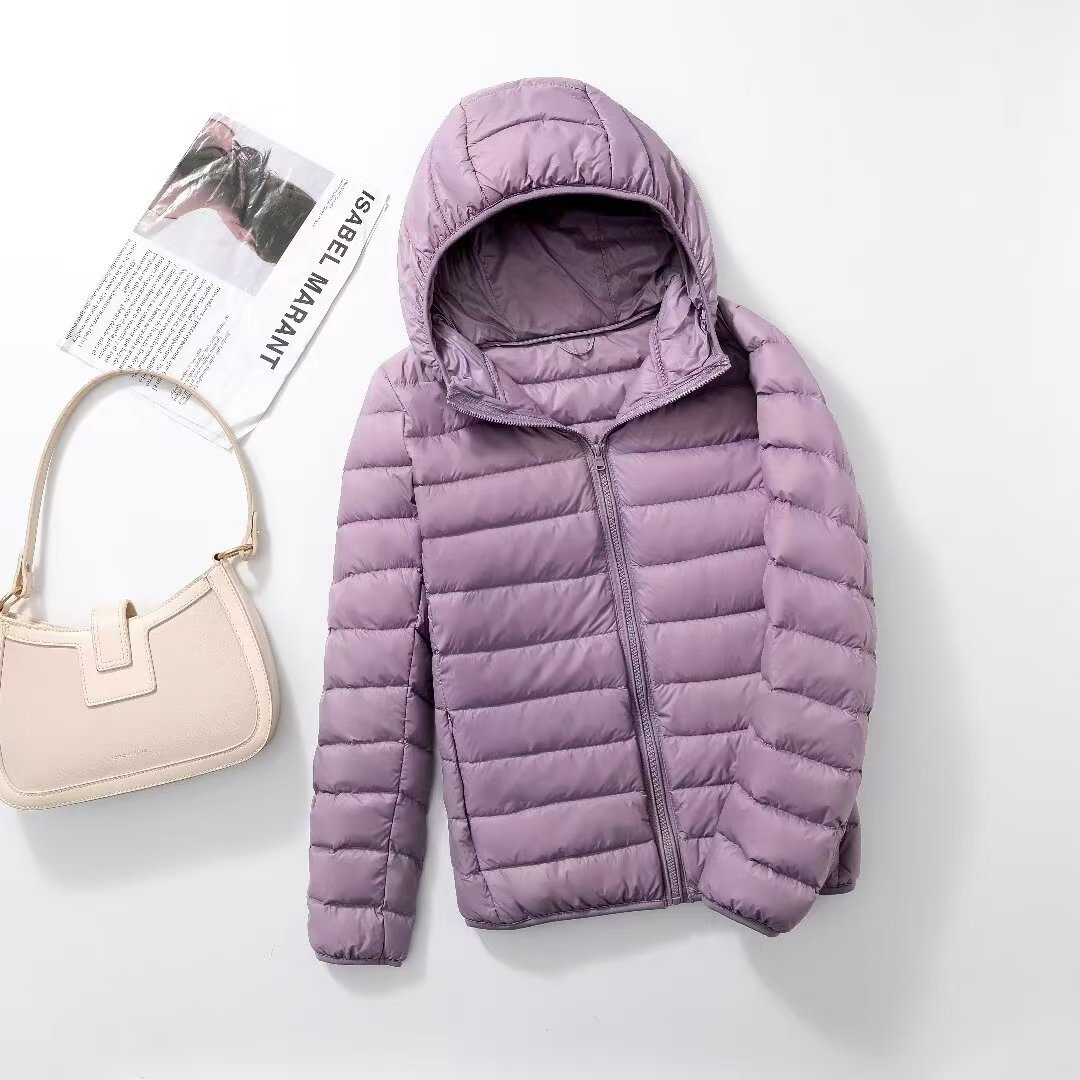 Picture of Women's down Jacket 2025 New Short Style Lightweight Thickened Warm Slim Fit Korean Style White Duck down Fashion Coat Wholesale