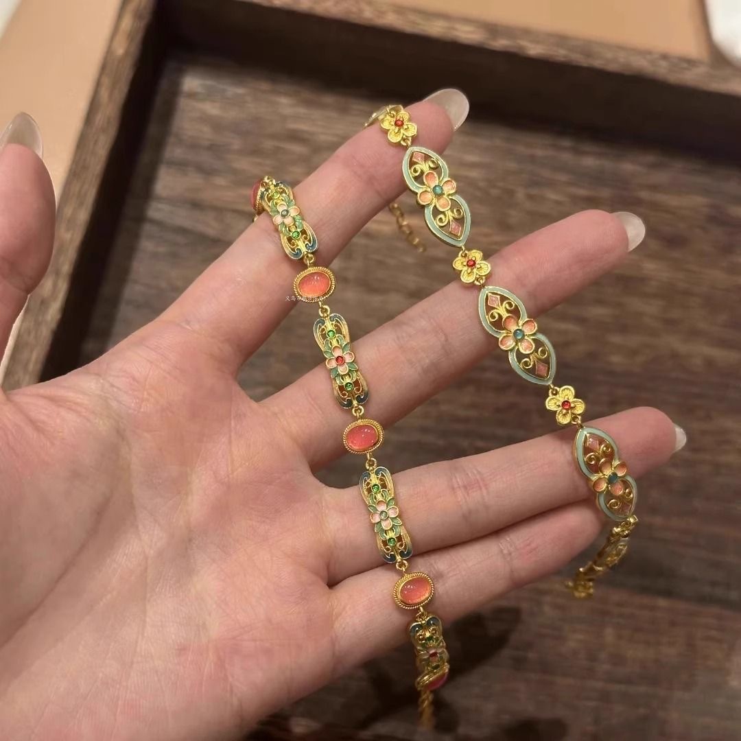 "Peach's Death" Peach's Death Bracelet Female Design Light Luxury High-level Sense Dopamine Sweet and High-value