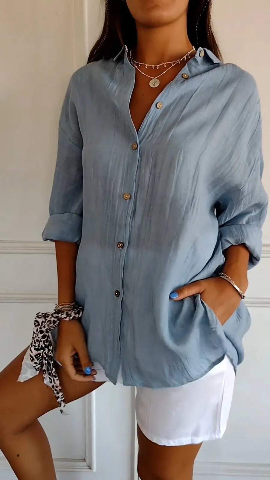 Picture of 2024 New Single-breasted Pleated Lapel Shirt Independent Station Explosions Women's Solid Color European and American Sleeve Top
