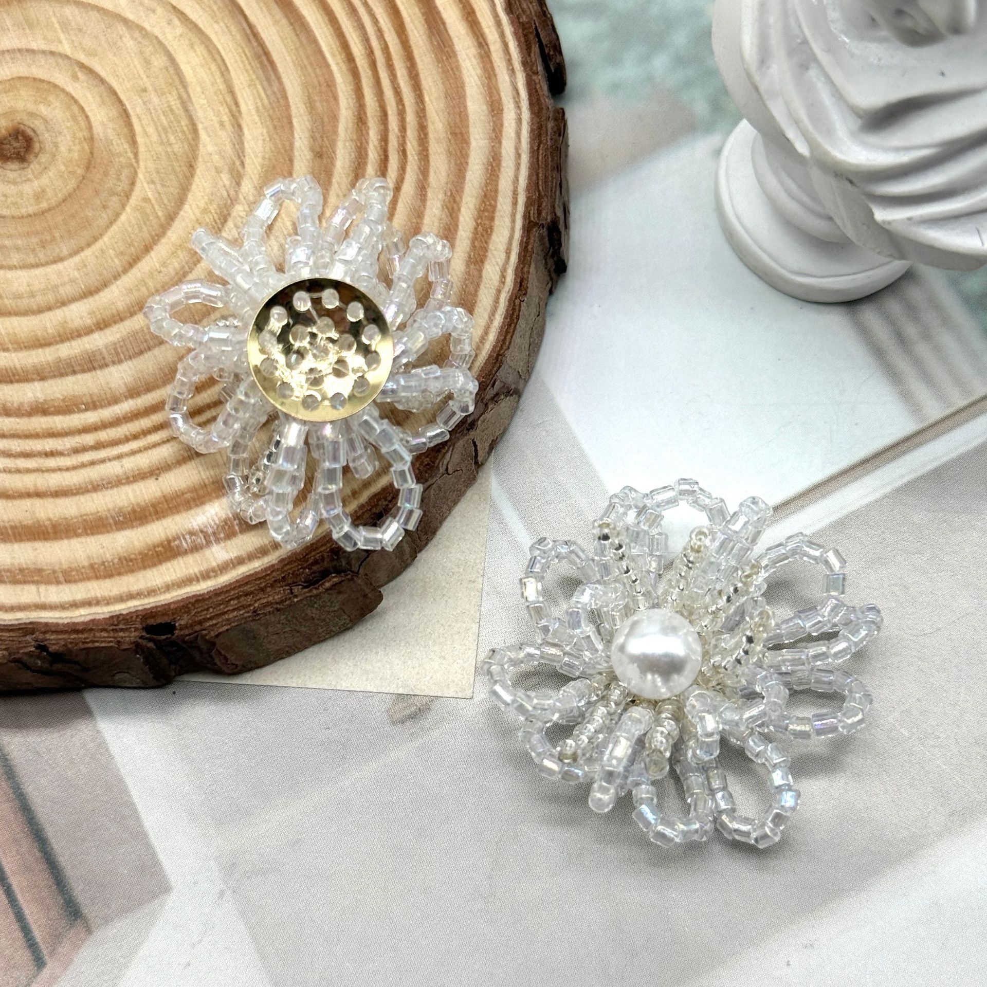 New gentle atmosphere color blocking pearl flower beaded earrings women's light luxury handmade DIY woven accessories